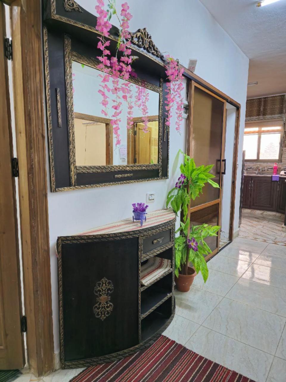 Furnished Apartment For Rent In Jarash شقة مفروشة للإيجار في جرش Esterno foto