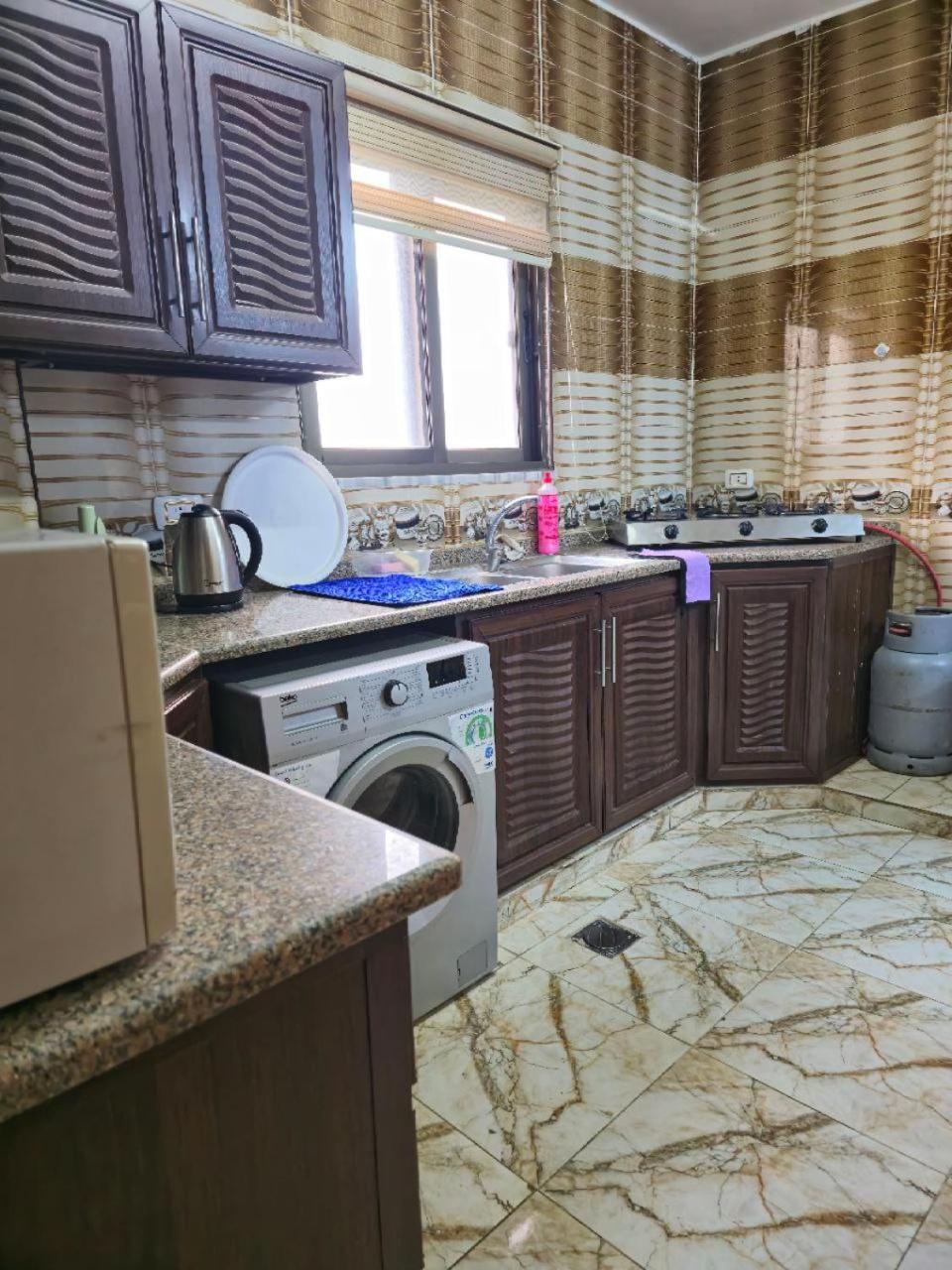 Furnished Apartment For Rent In Jarash شقة مفروشة للإيجار في جرش Esterno foto